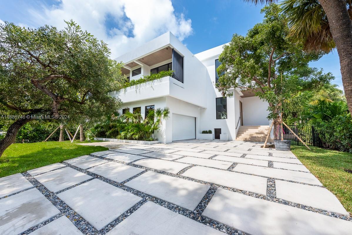 650 Warren Ln, Key Biscayne, Florida image 2