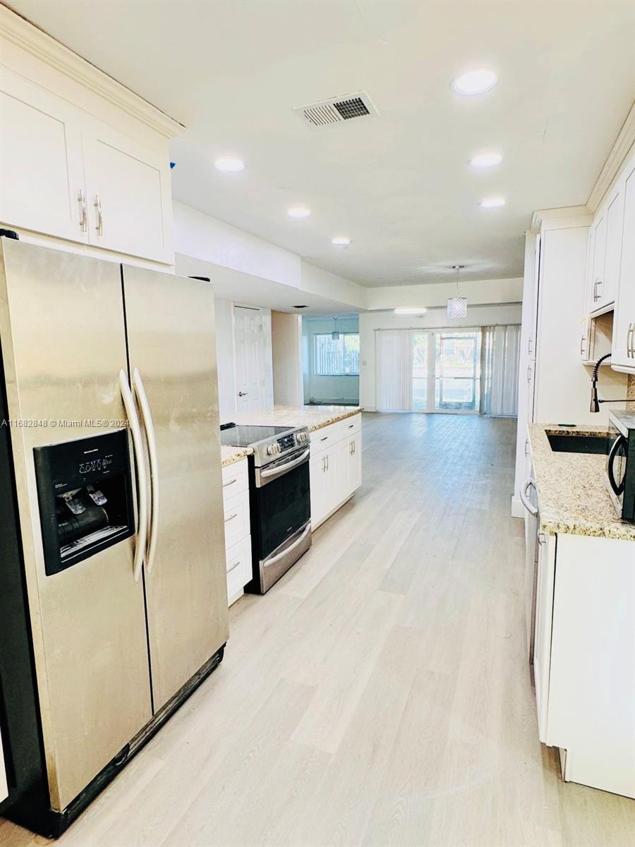 1760 NW 58th Ave #7, Lauderhill, Florida image 2