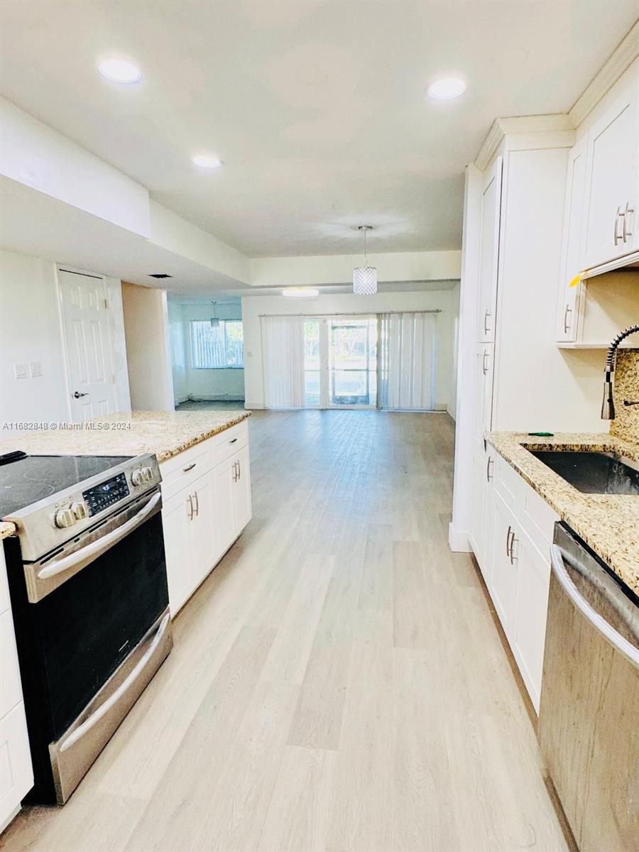 1760 NW 58th Ave #7, Lauderhill, Florida image 3