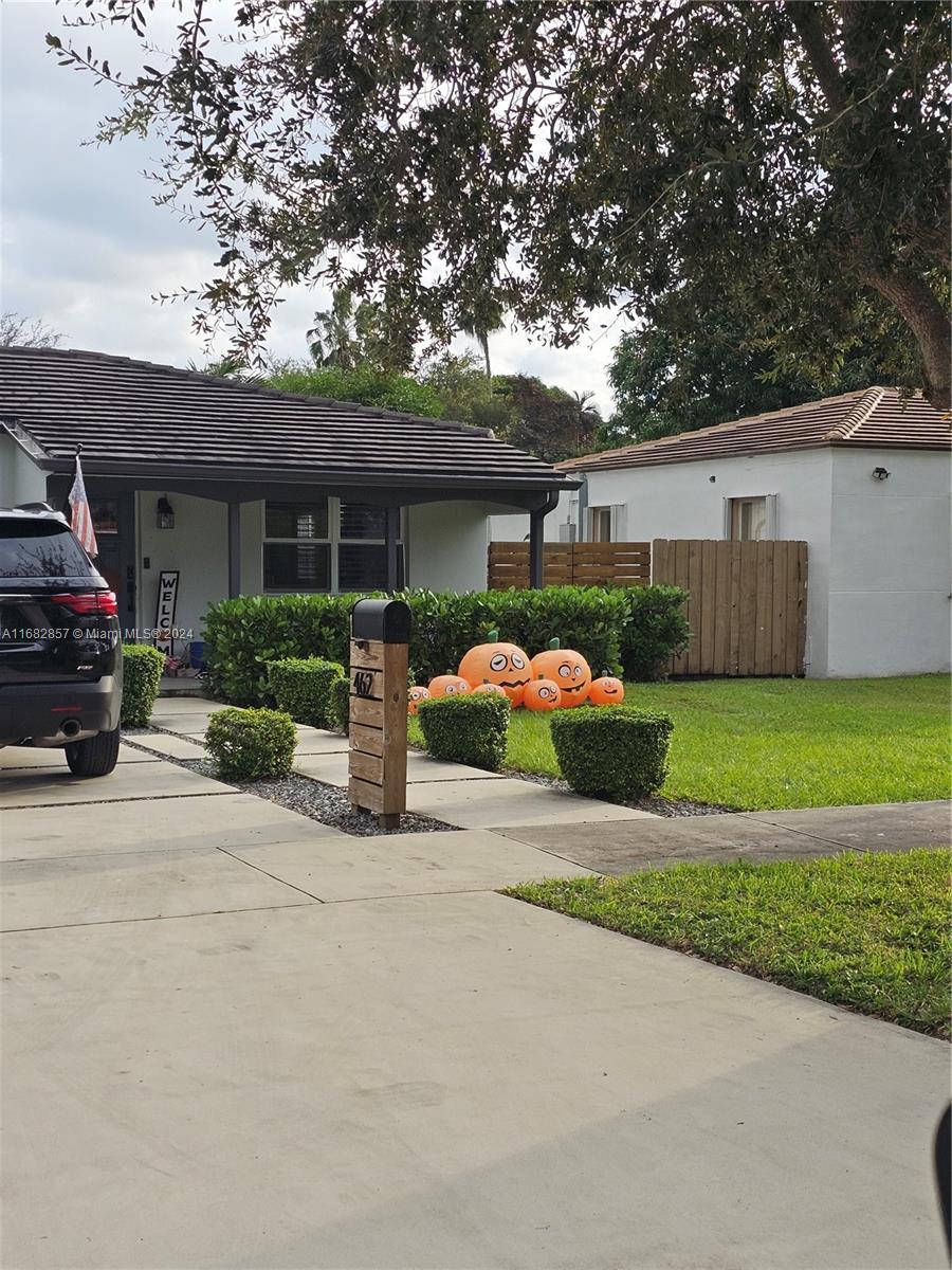 Residential, Miami Springs, Florida image 3