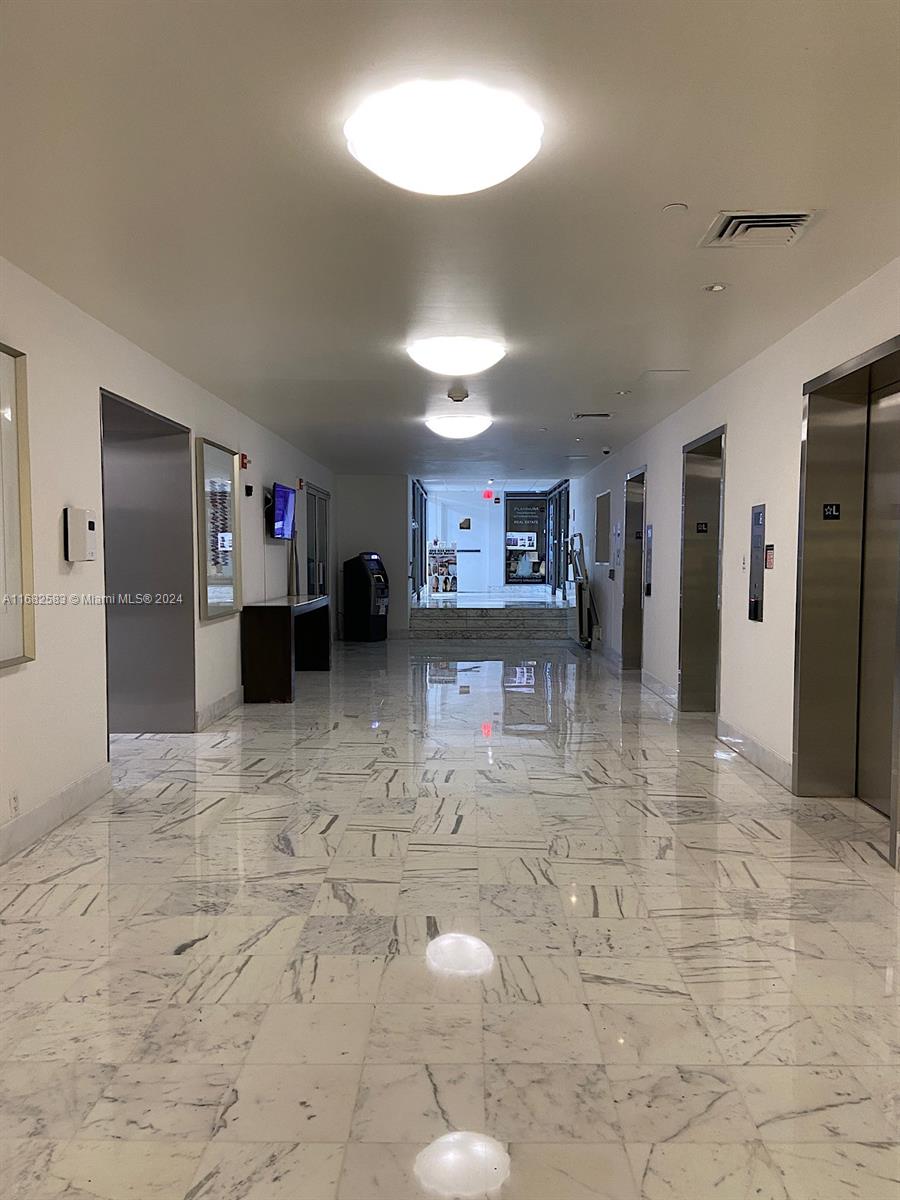 1000 West Ave #910, Miami Beach, Florida image 22