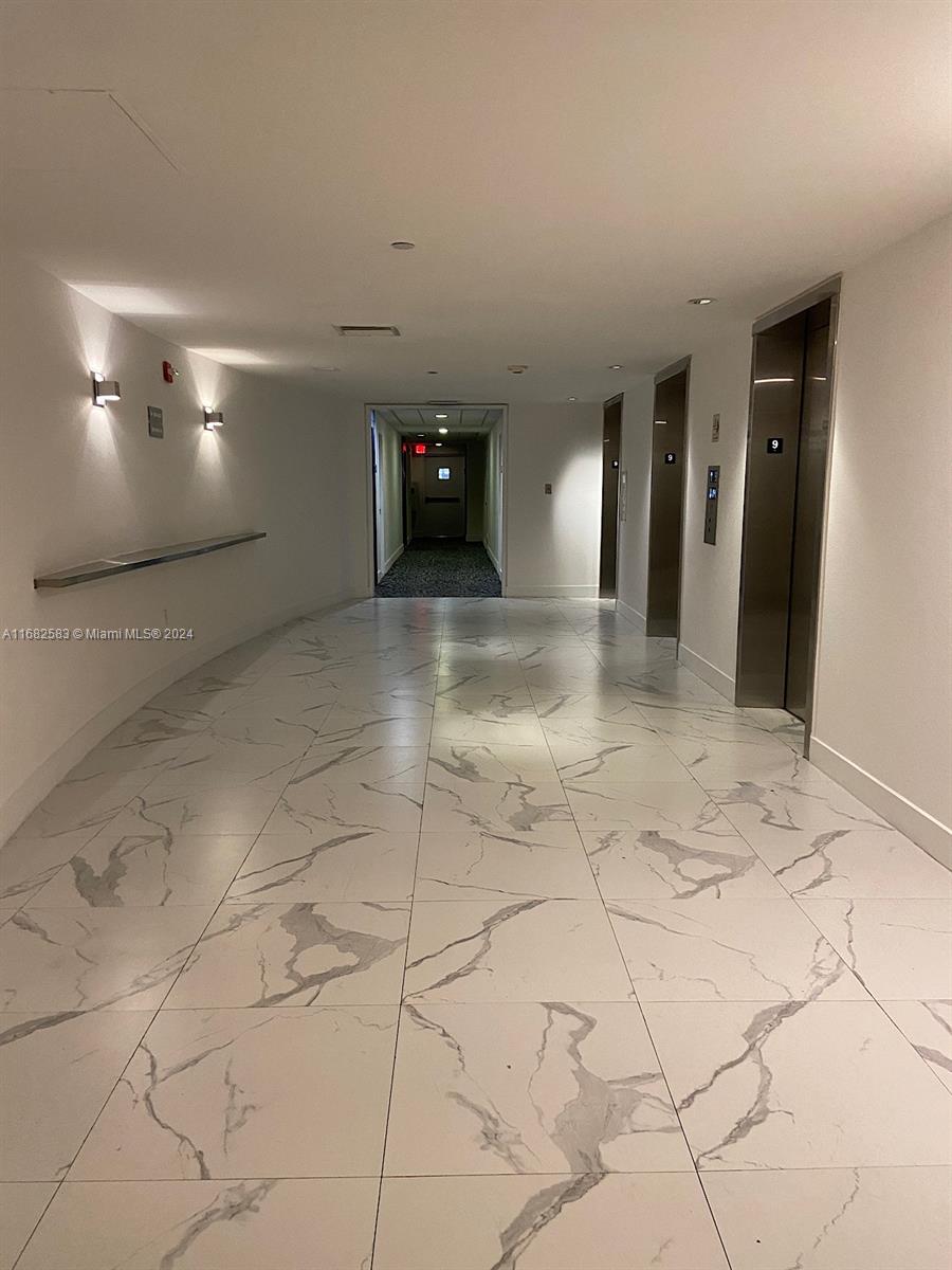 1000 West Ave #910, Miami Beach, Florida image 32