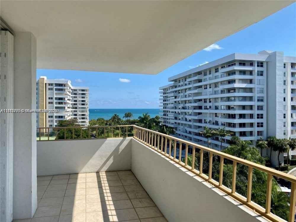 155 Ocean Lane Dr #709, Key Biscayne FL 33149