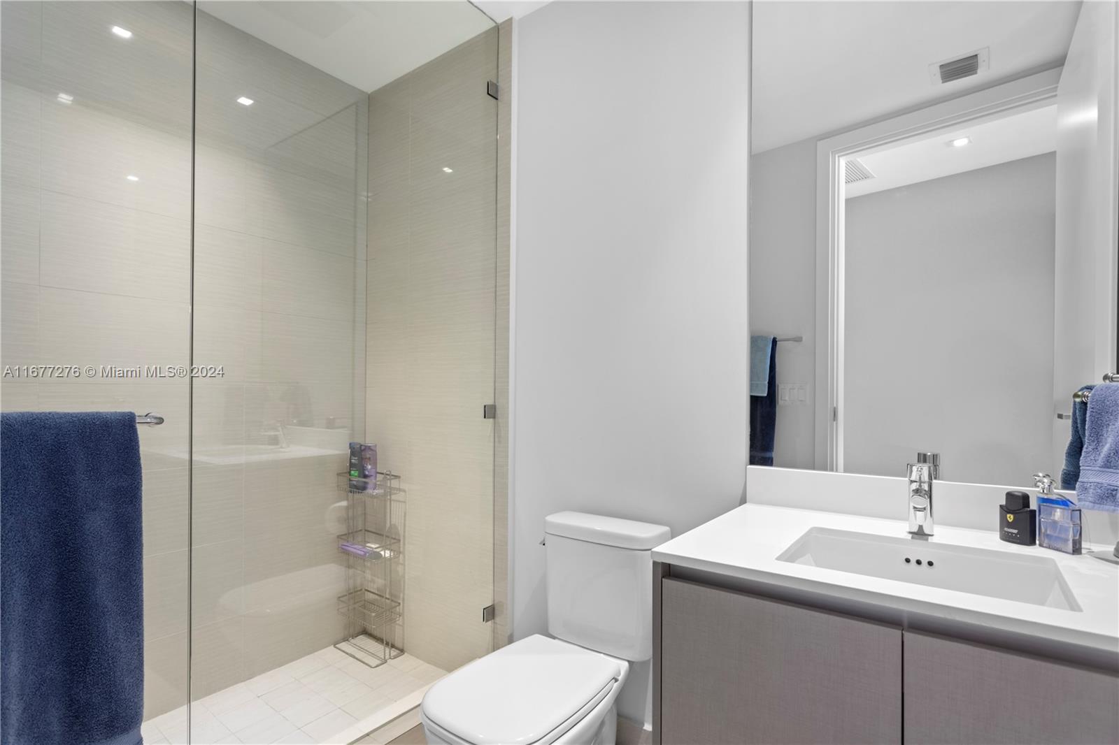 3300 NE 188th St #915, Aventura FL 33180