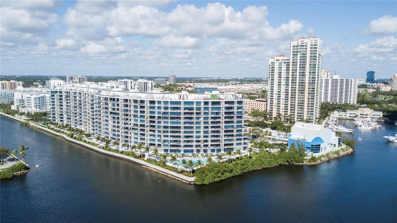 3300 NE 188th St #915, Aventura FL 33180
