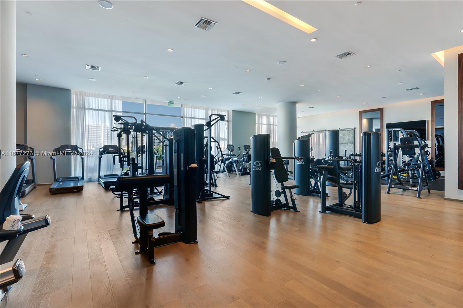 3300 NE 188th St #915, Aventura FL 33180