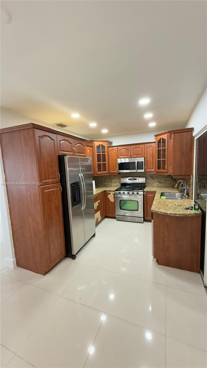 5366 E 6th Ave, Hialeah, Florida image 22