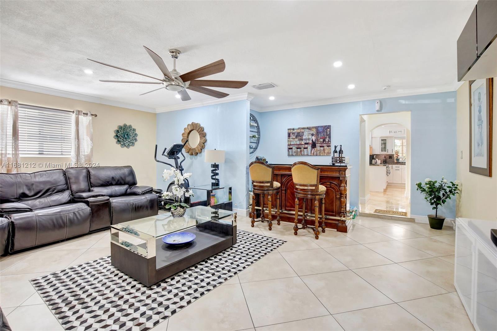 301 NW 93rd Ave, Pembroke Pines, Florida image 23