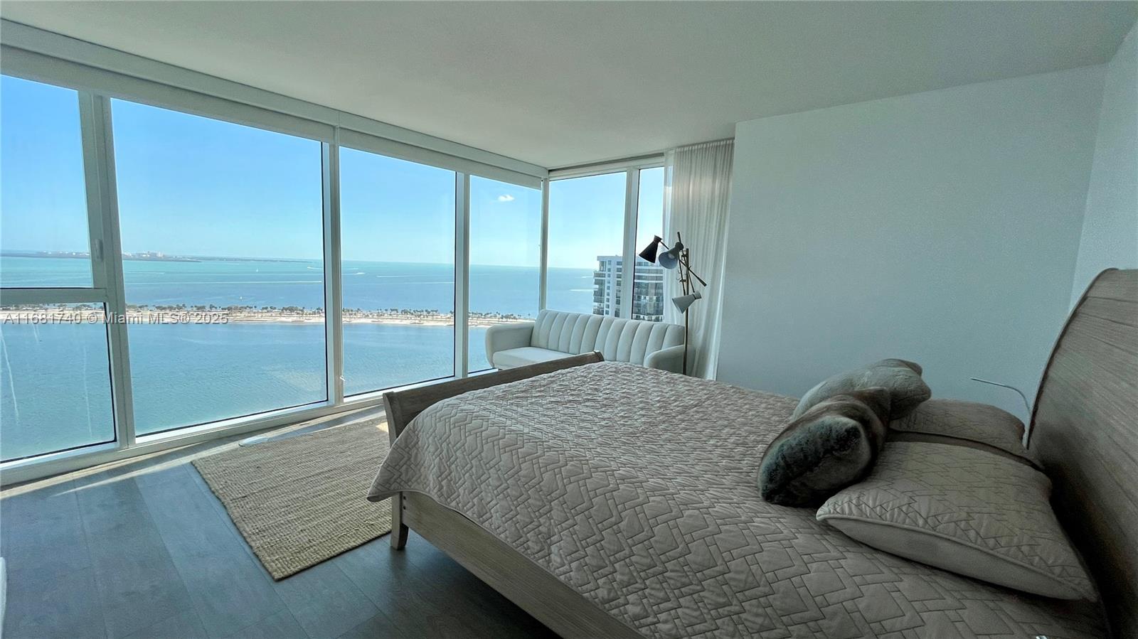2101 Brickell Ave #2807, Miami FL 33129