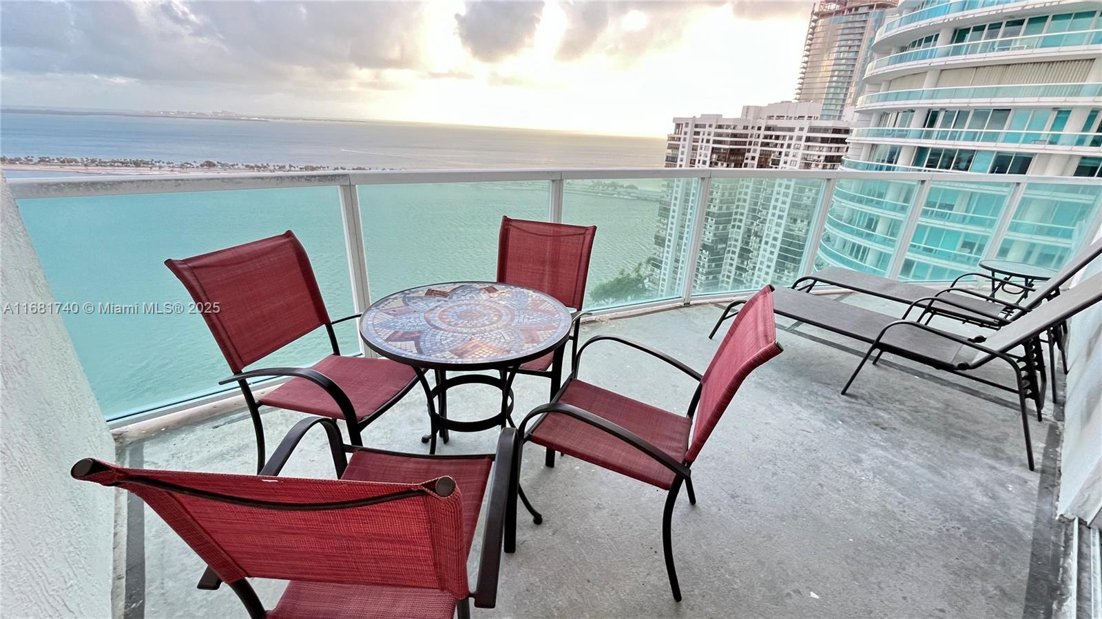 2101 Brickell Ave #2807, Miami FL 33129