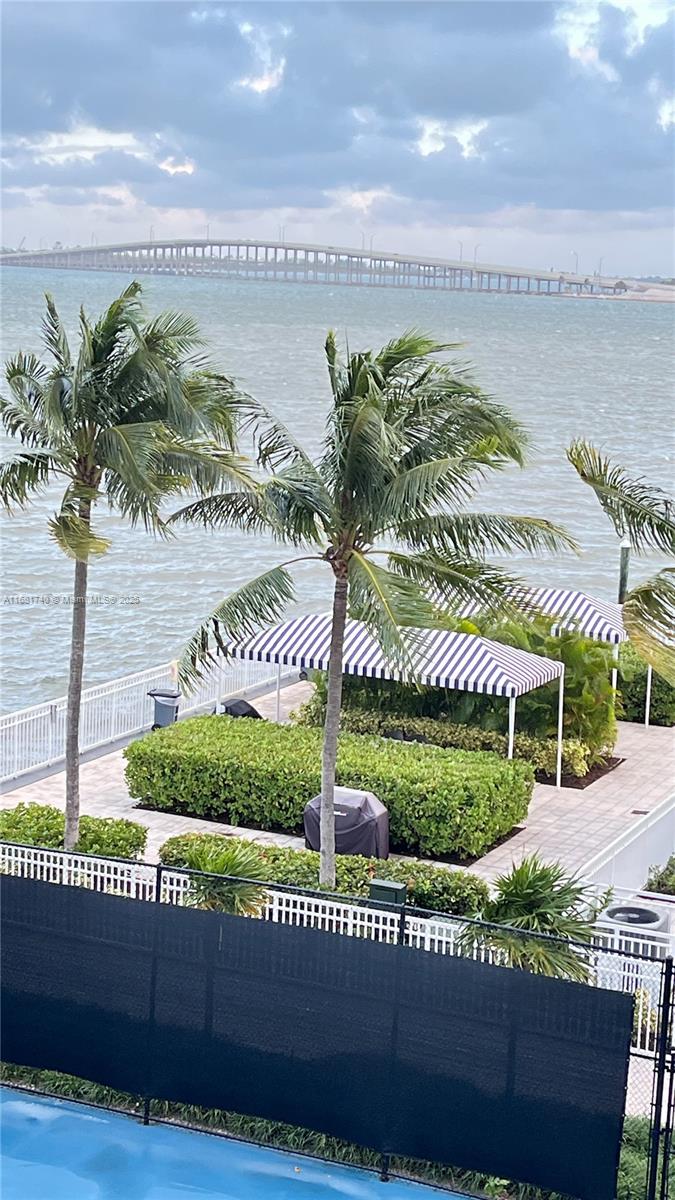 2101 Brickell Ave #2807, Miami FL 33129