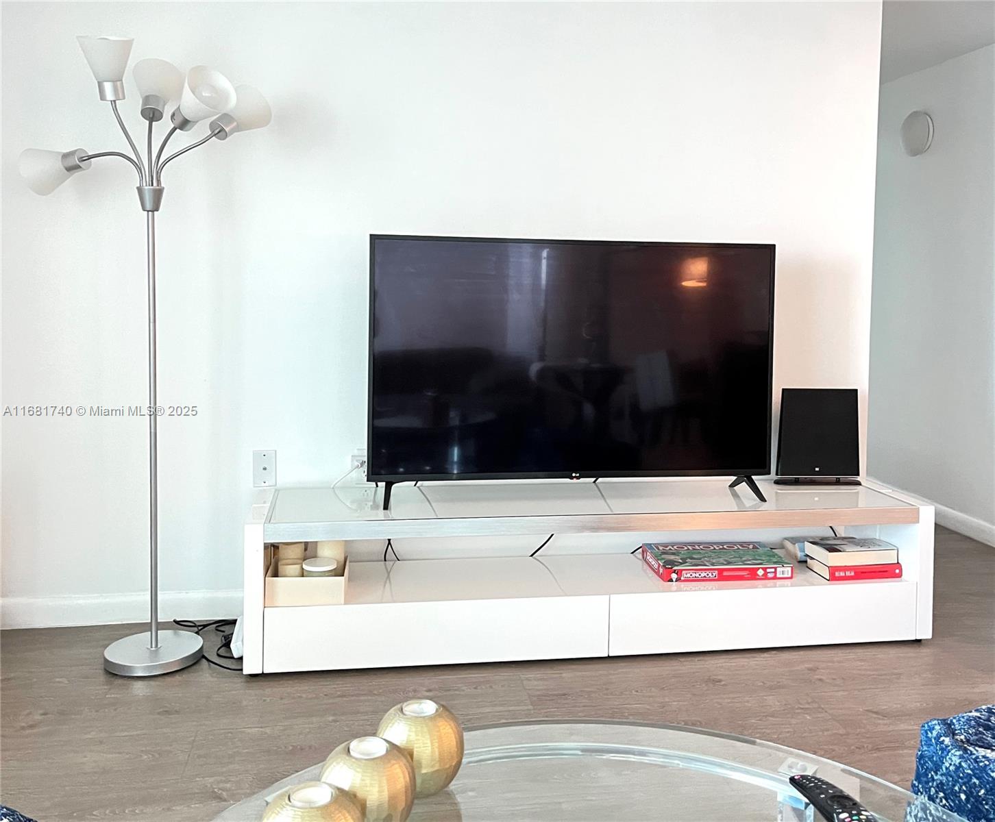 2101 Brickell Ave #2807, Miami FL 33129