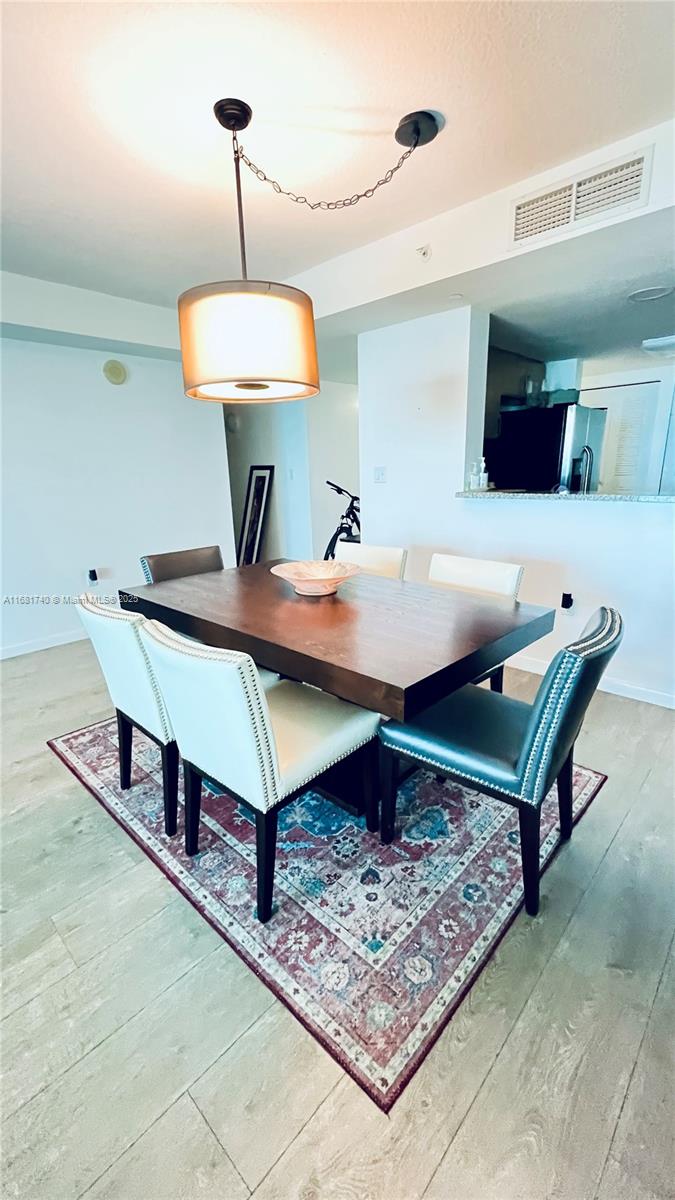 2101 Brickell Ave #2807, Miami FL 33129