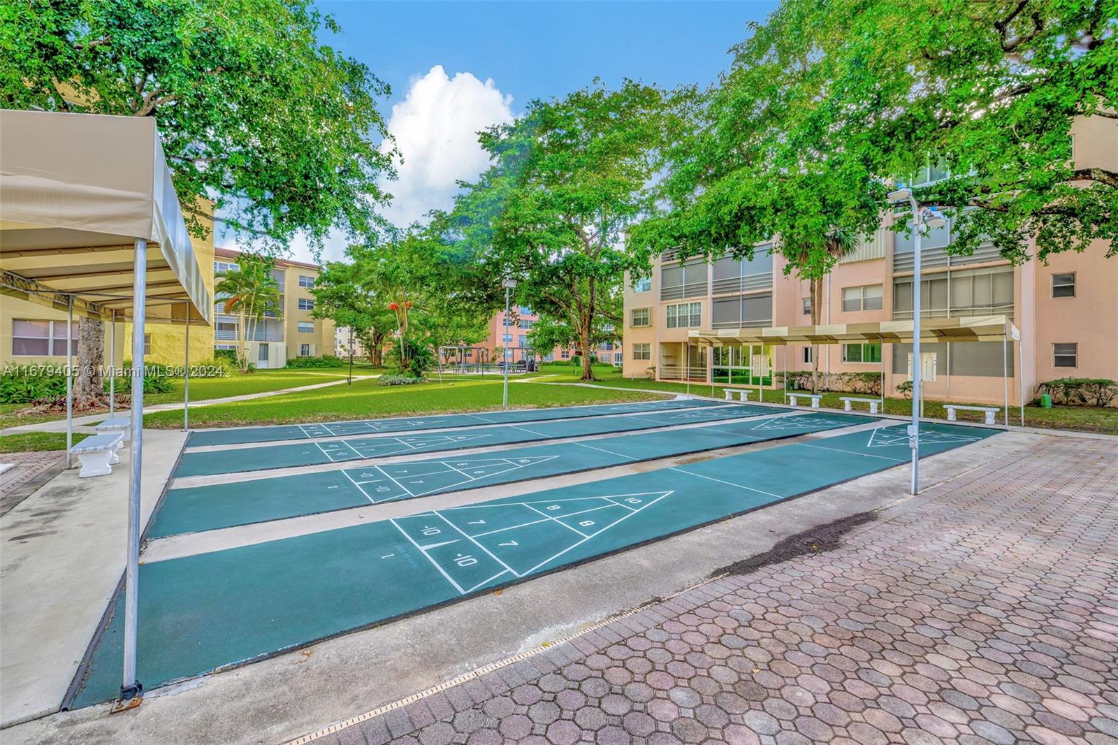 2811 Somerset Dr #209, Lauderdale Lakes, Florida image 22