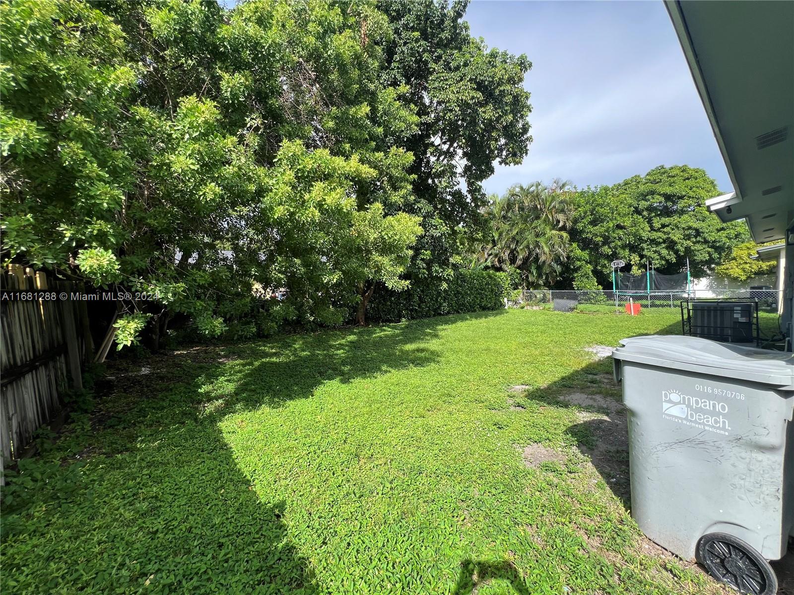 2821 NW 8th St, Pompano Beach, Florida image 17