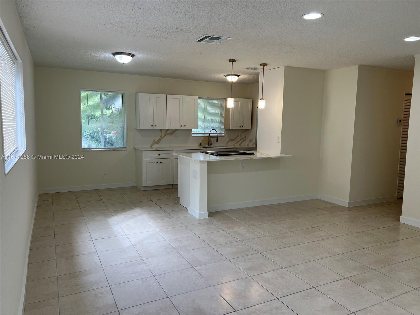 2821 NW 8th St, Pompano Beach, Florida image 3