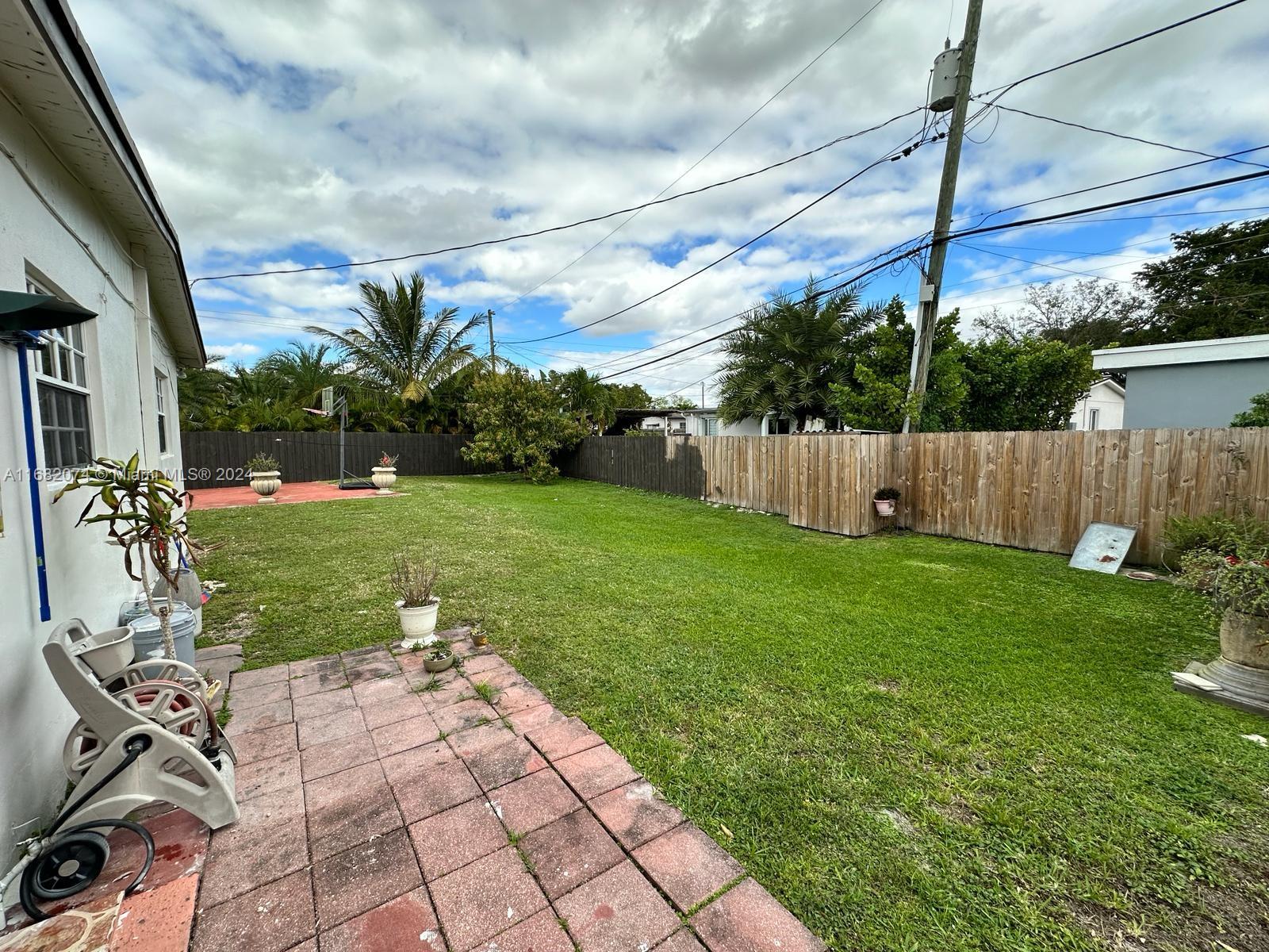 18531 NW 82nd Ct, Hialeah, Florida image 31