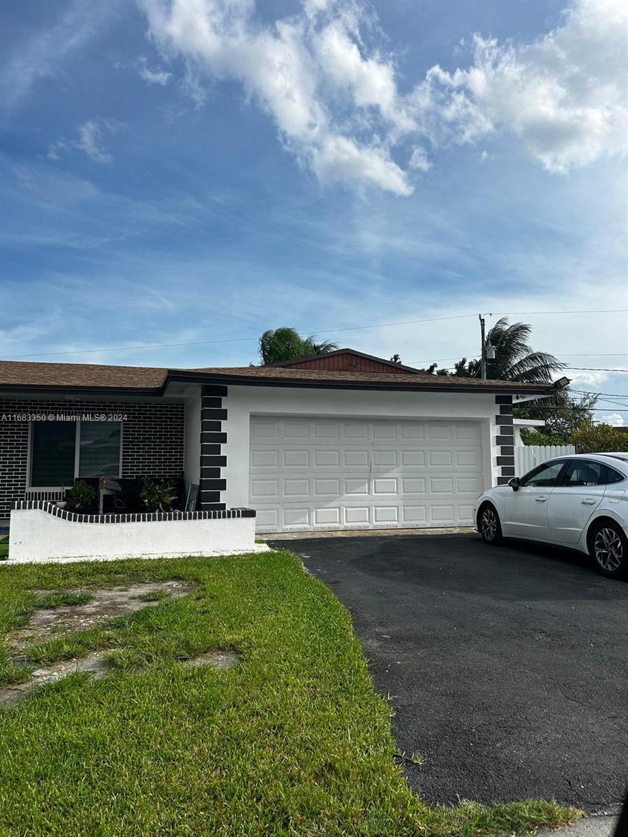 19841 SW 101st Ct, Cutler Bay, Florida image 2