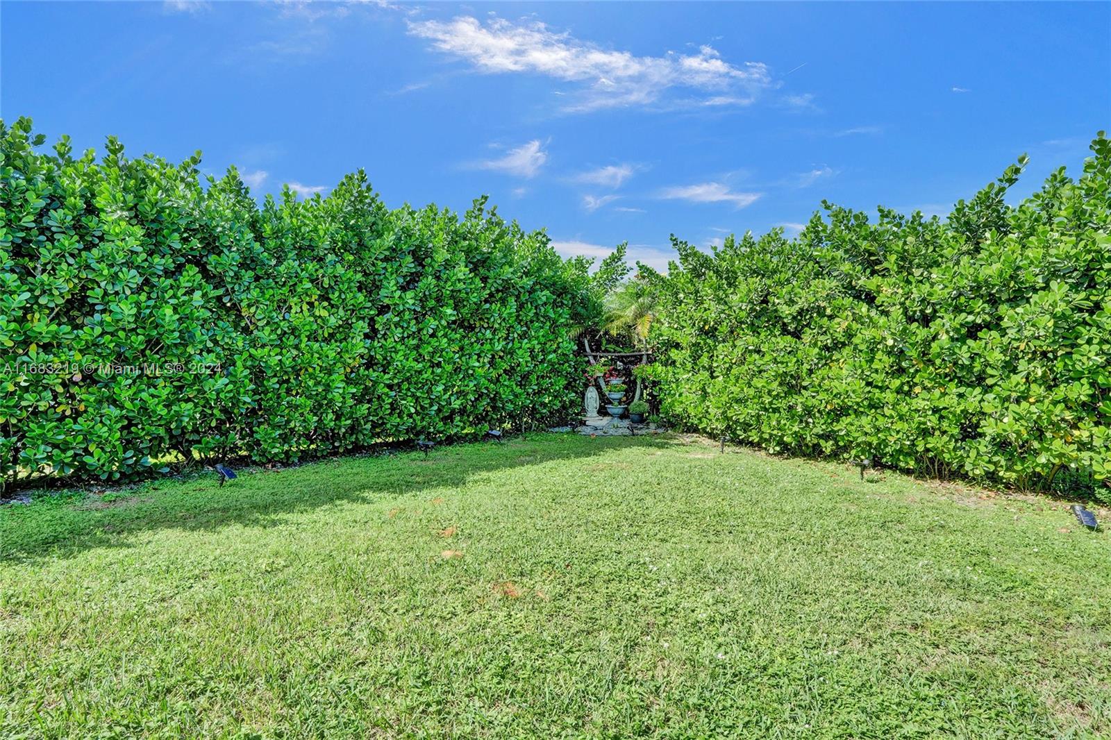 5709 Bamboo Cir., Tamarac, Florida image 30