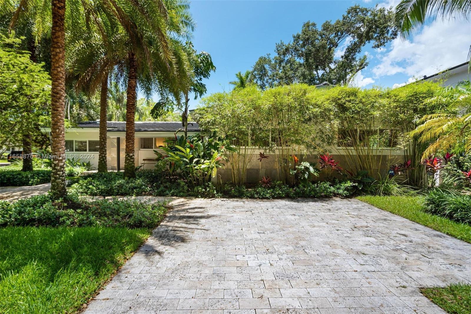 1000 S Alhambra Cir, Coral Gables, Florida image 36