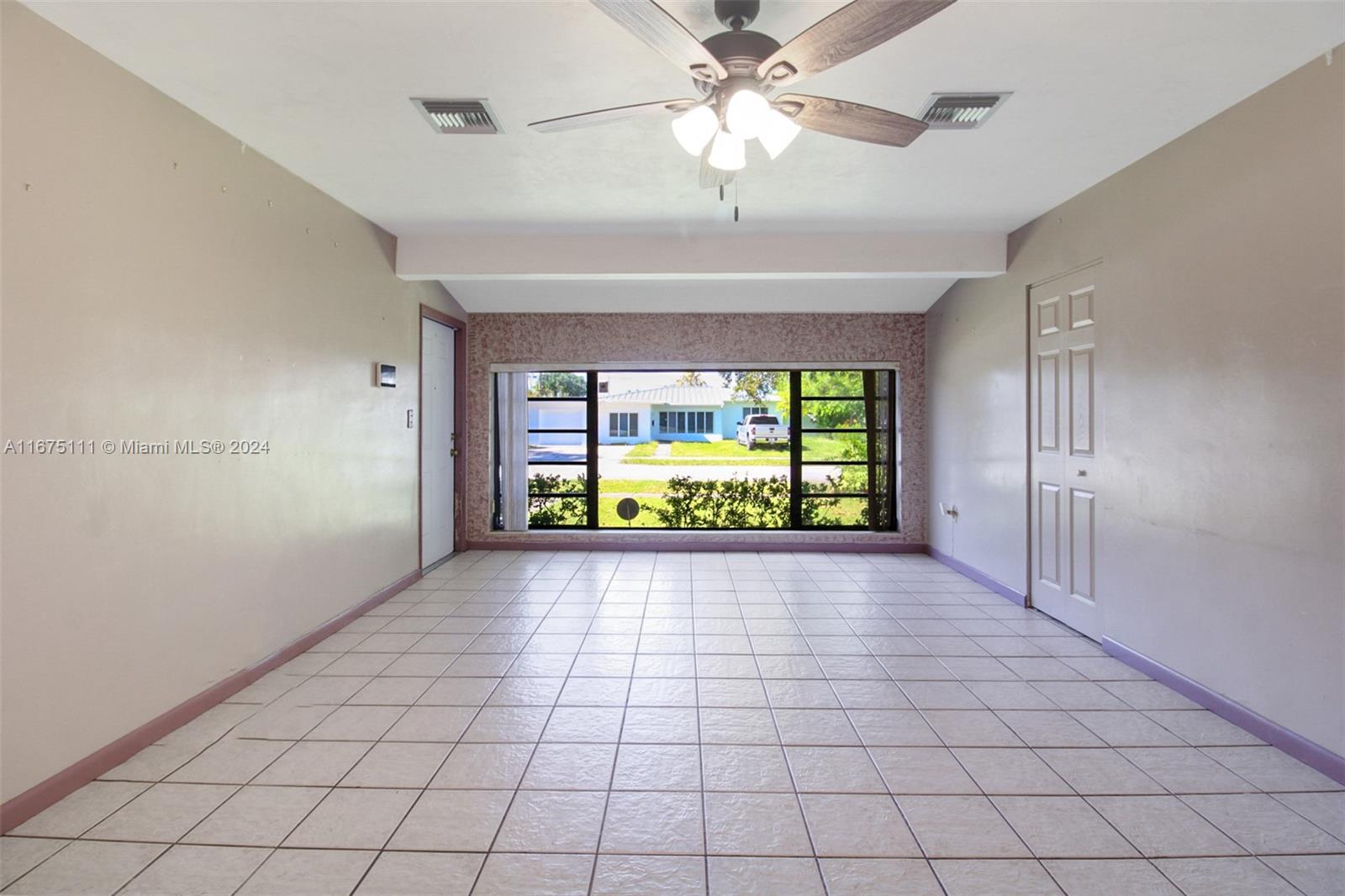 9520 Jamaica Dr, Cutler Bay, Florida image 3