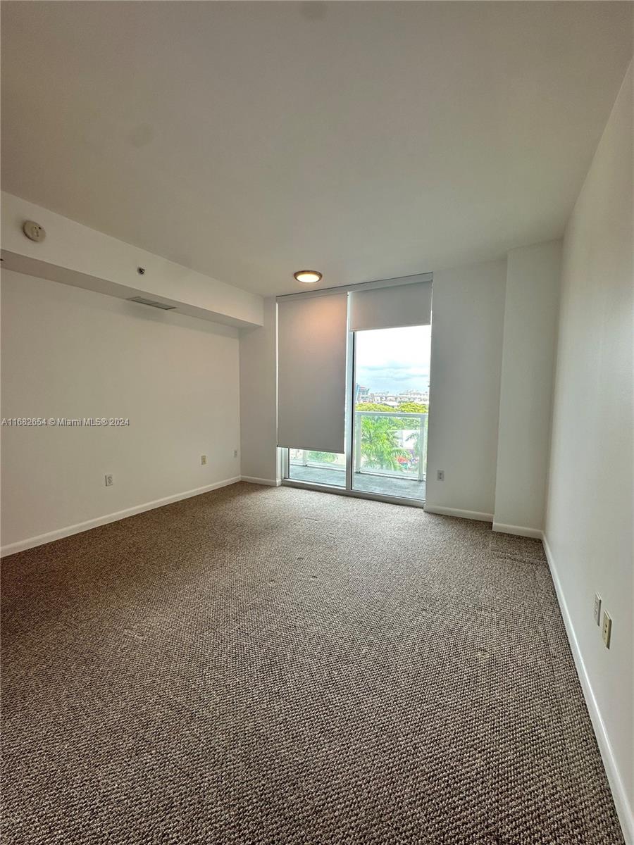 244 Biscayne Blvd #503, Miami FL 33132