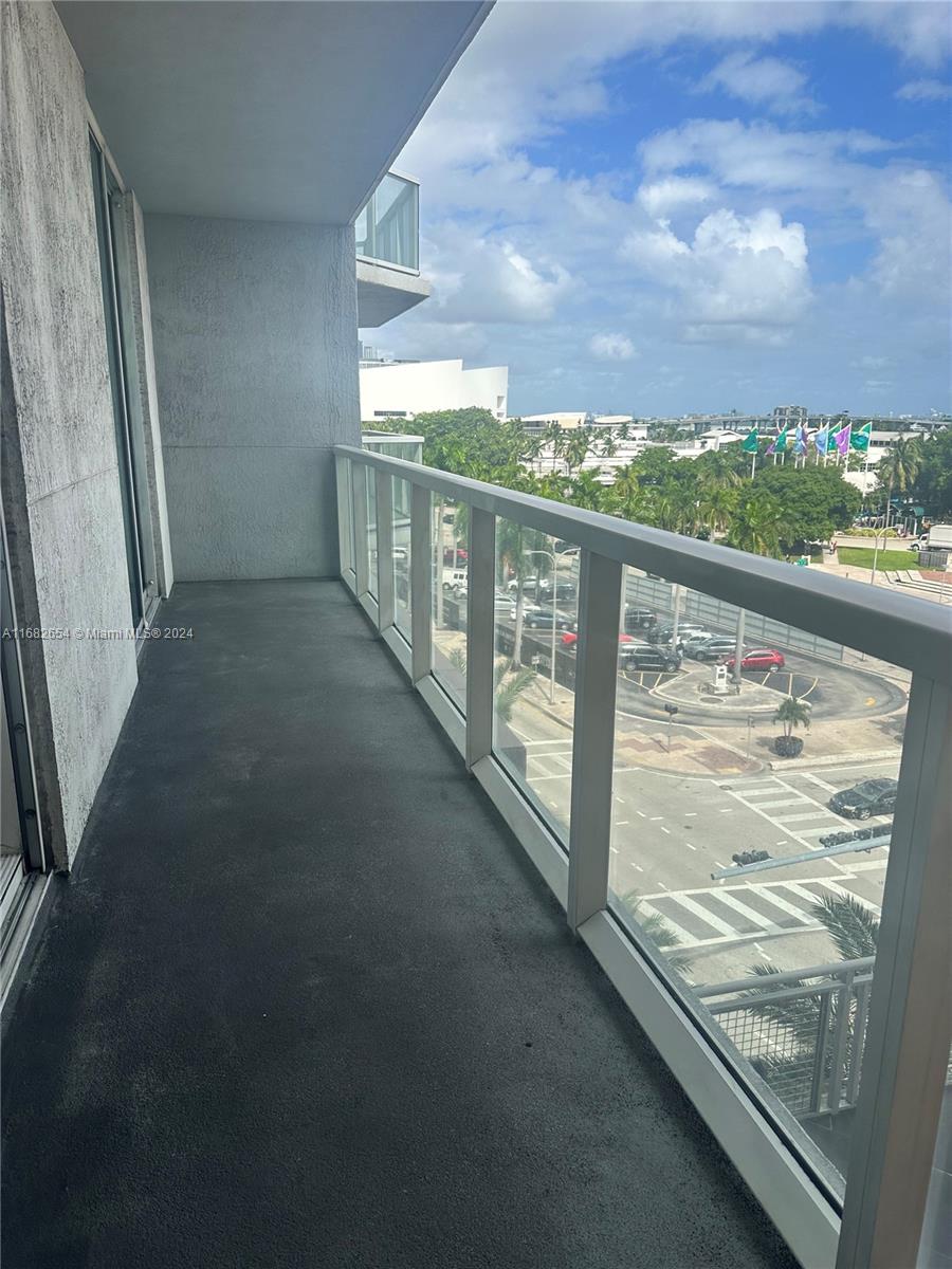 244 Biscayne Blvd #503, Miami FL 33132