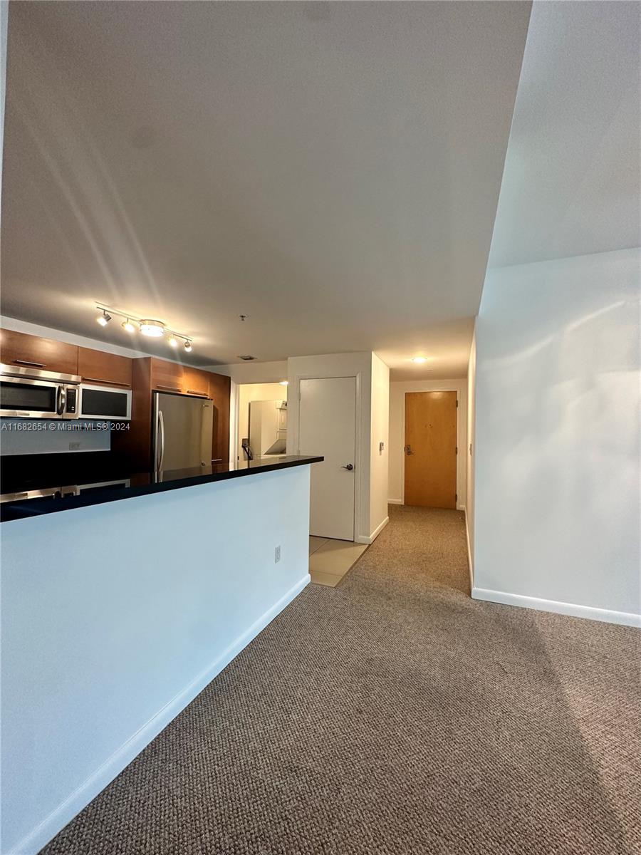 244 Biscayne Blvd #503, Miami FL 33132