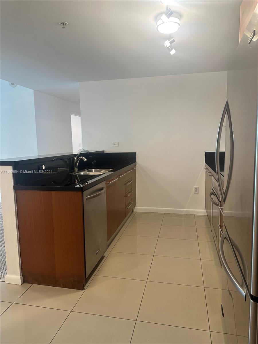 244 Biscayne Blvd #503, Miami FL 33132