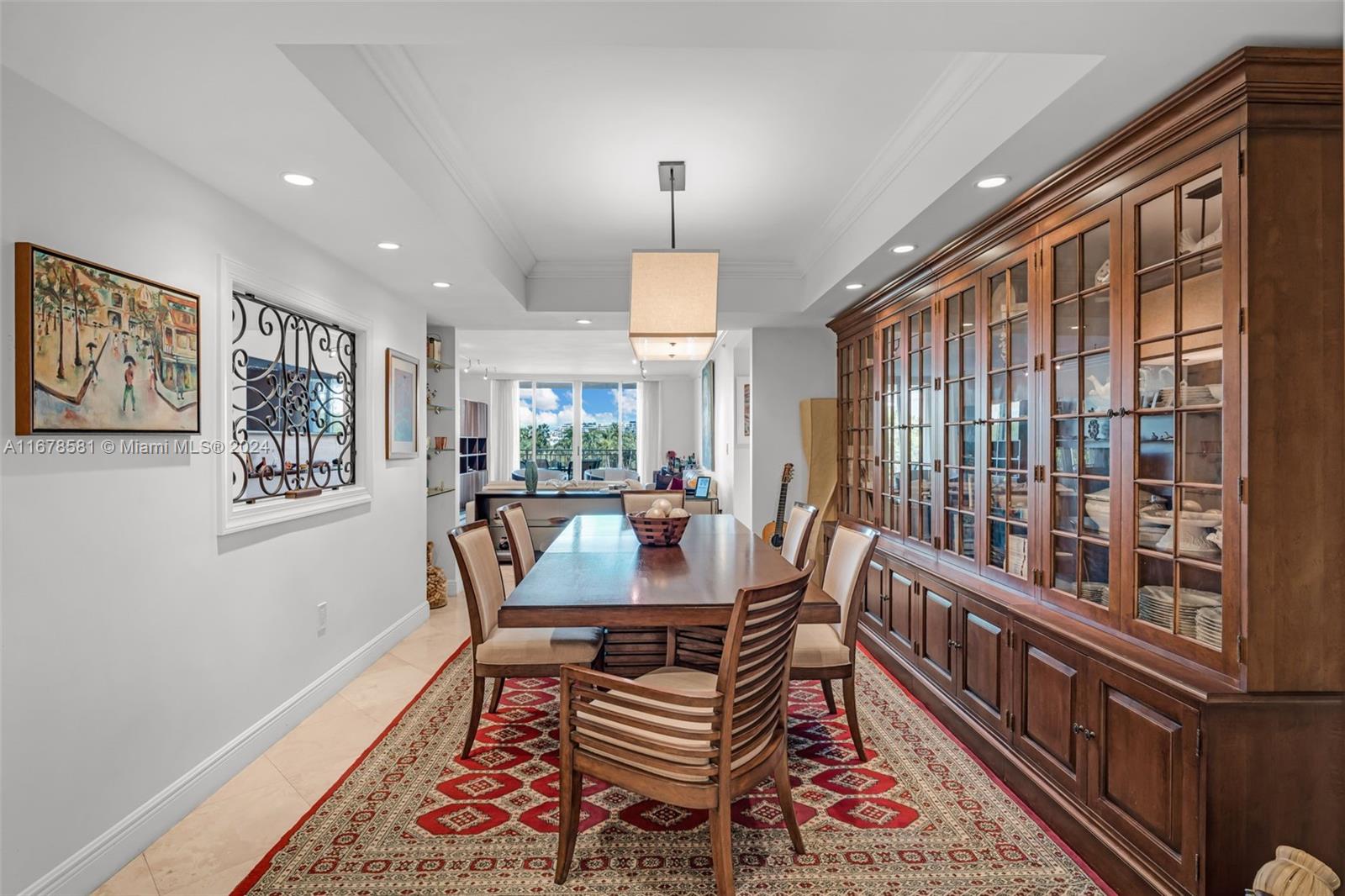 Listing Photo 11