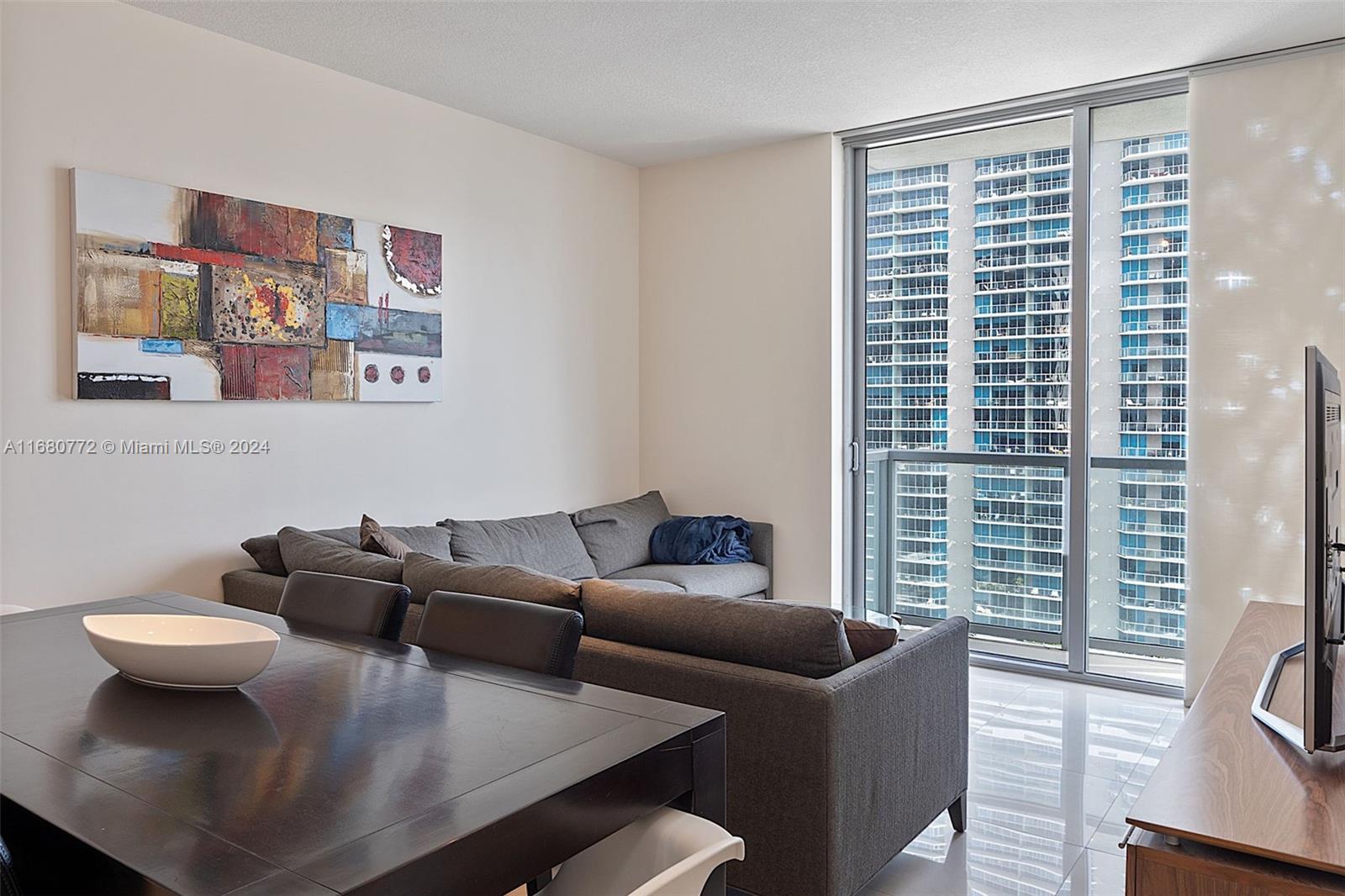 1060 Brickell Ave #3407, Miami, Florida image 14