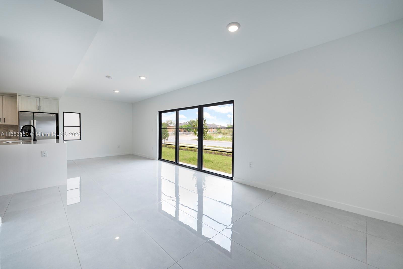 1373 NW 1 St, Florida City, Florida image 3