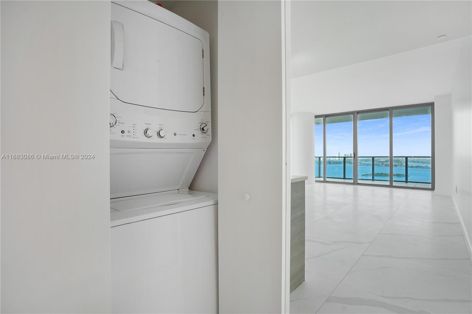 650 NE 32nd St #3507, Miami, Florida image 25