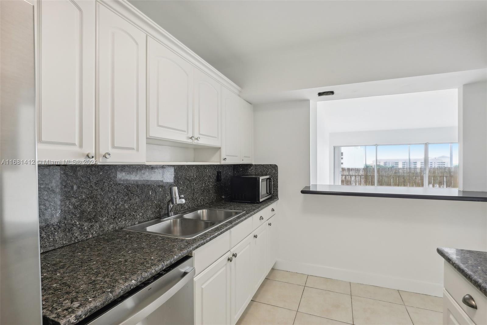 550 Ocean Dr #9F, Key Biscayne, Florida image 37