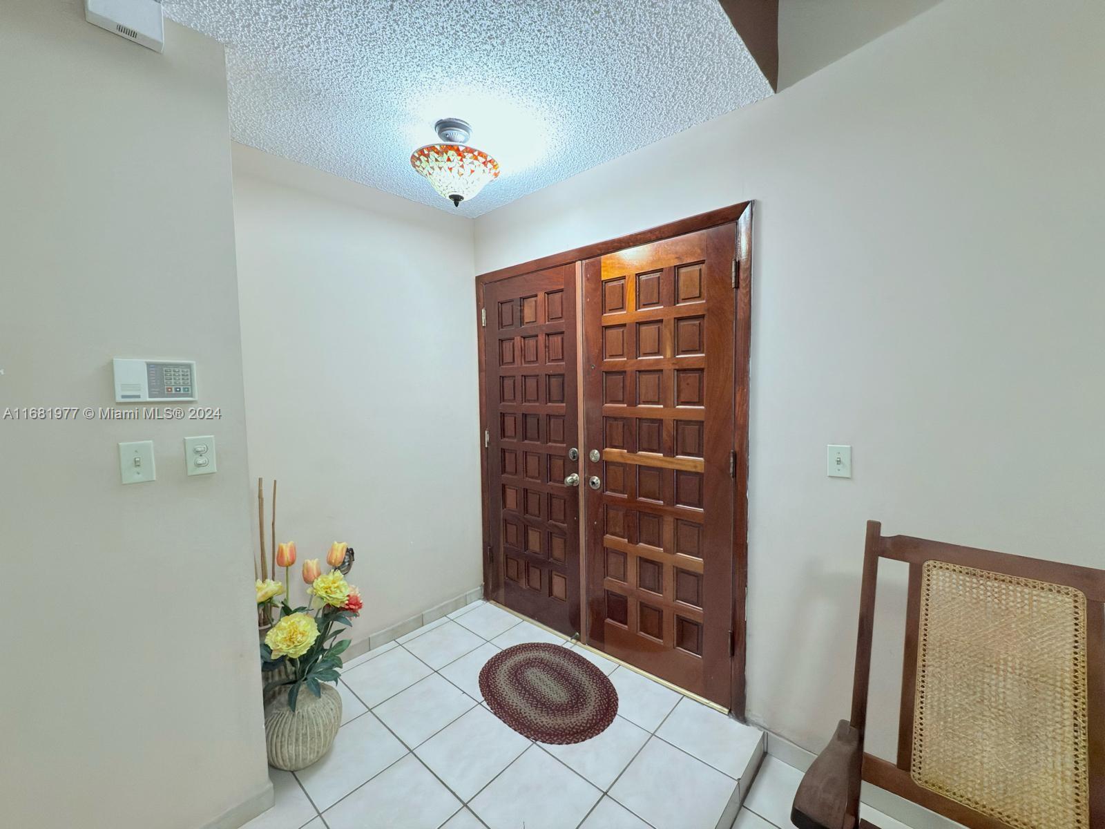 2783 W 70th St, Hialeah, Florida image 3