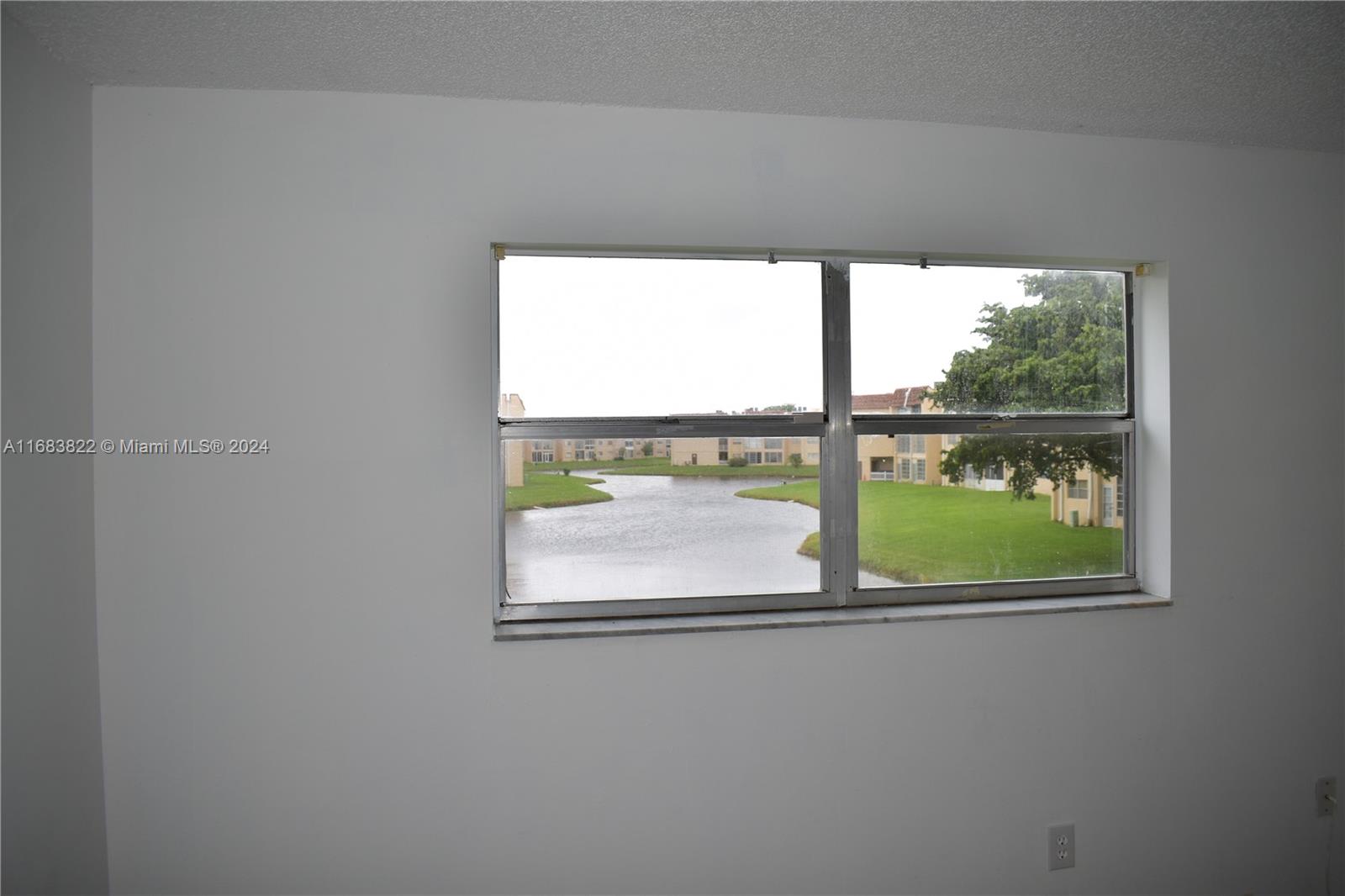 8821 Sunrise Lakes Blvd #203, Sunrise, Florida image 15