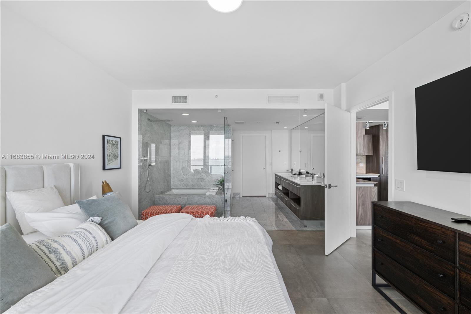 3131 NE 7th Ave #1006, Miami FL 33137