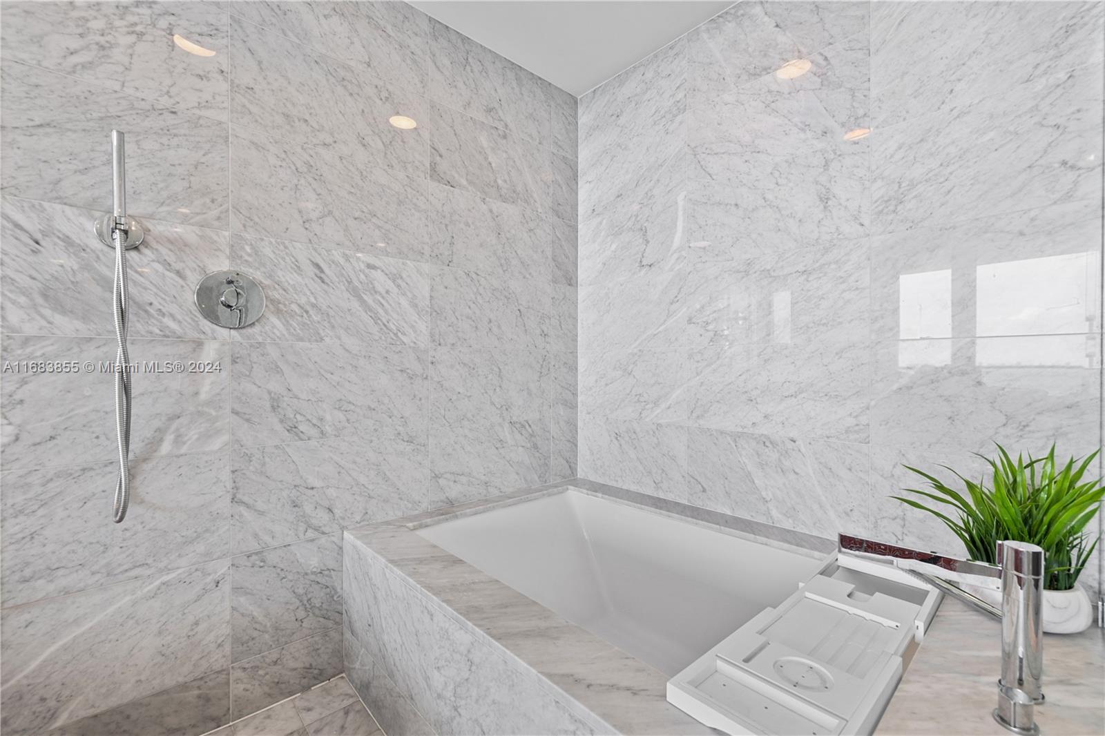 3131 NE 7th Ave #1006, Miami FL 33137