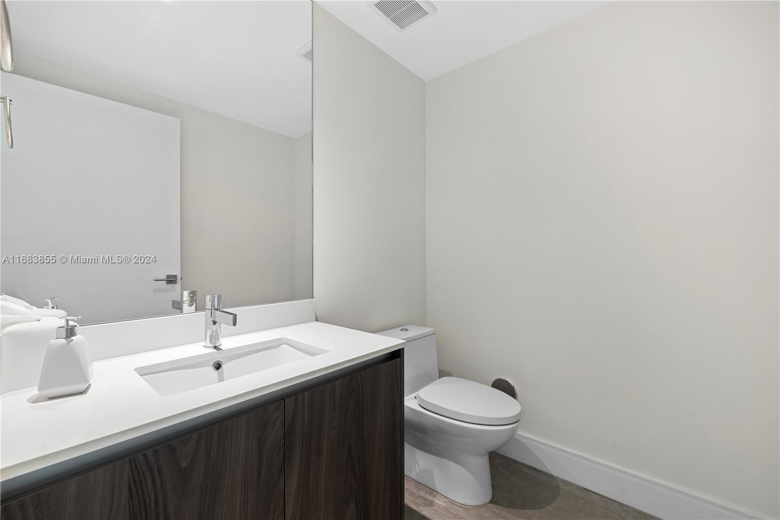 3131 NE 7th Ave #1006, Miami FL 33137
