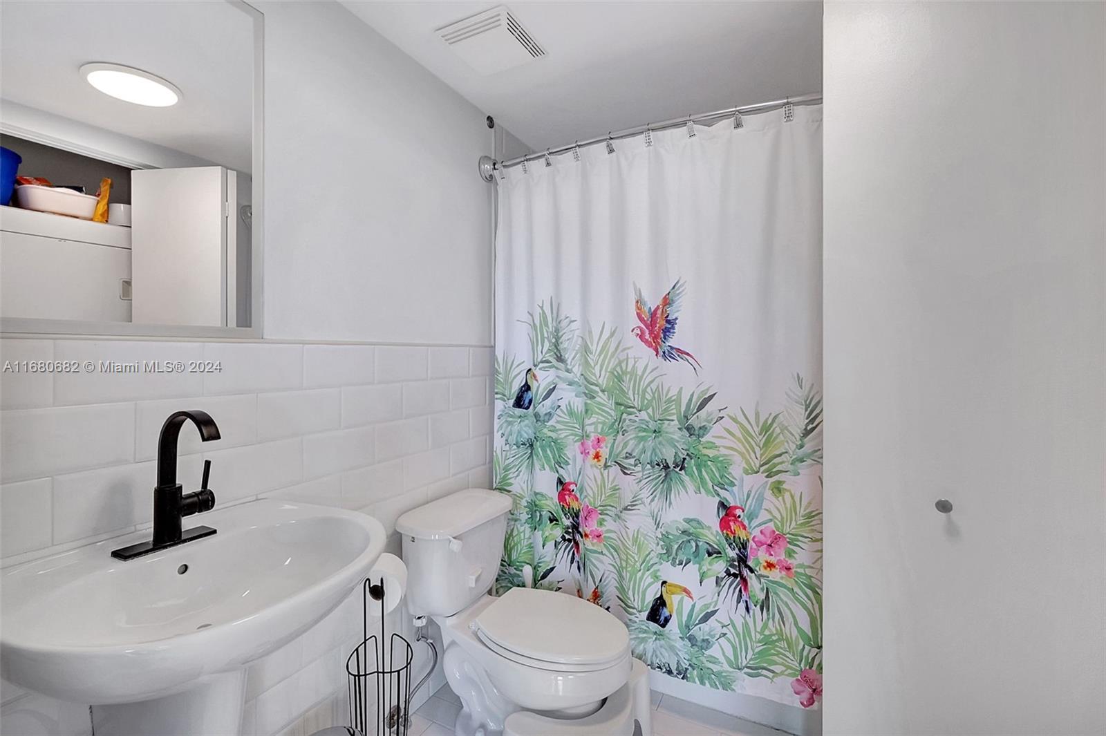 690 SW 1st Ct #3113, Miami FL 33130