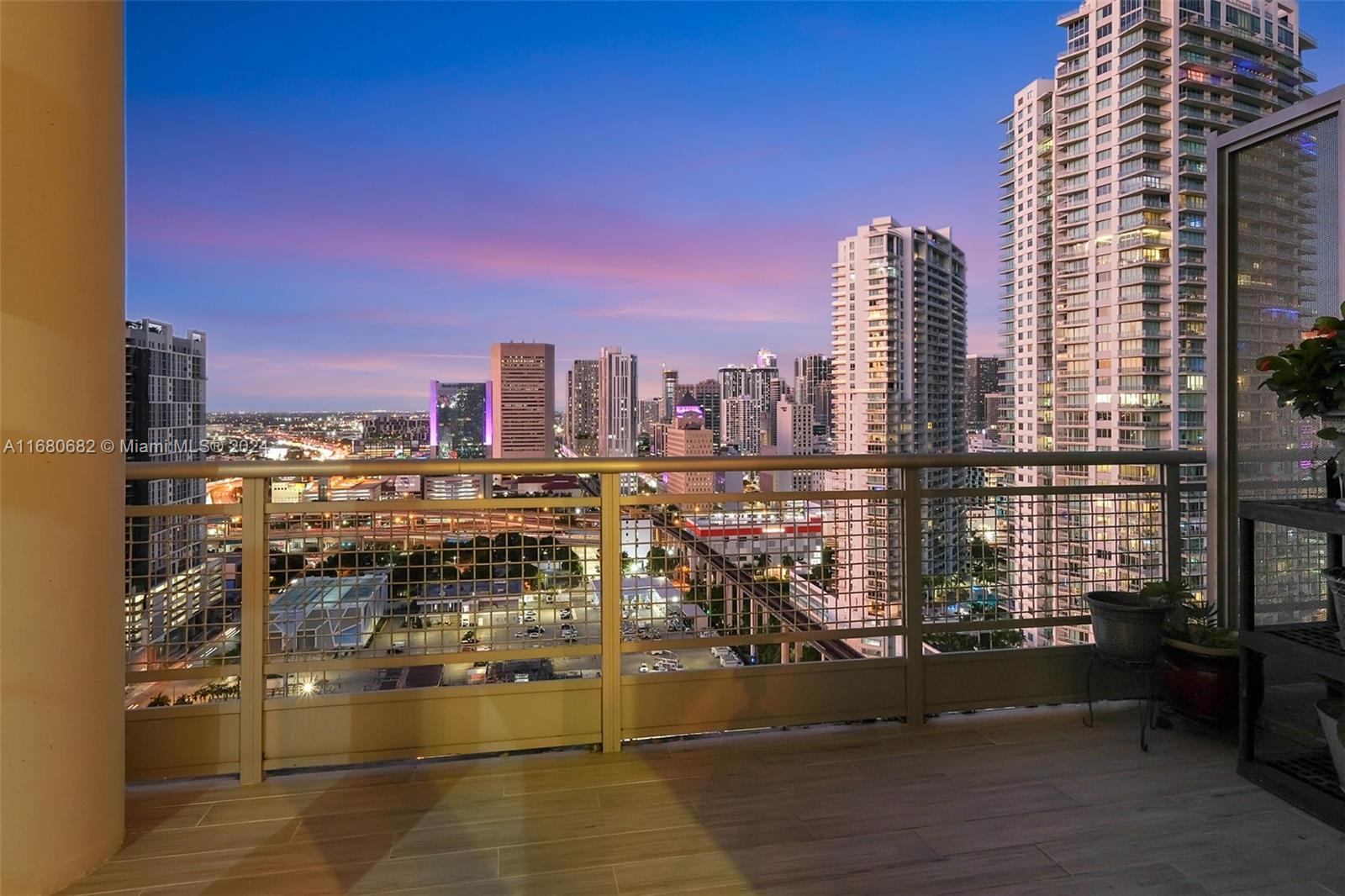 690 SW 1st Ct #3113, Miami FL 33130