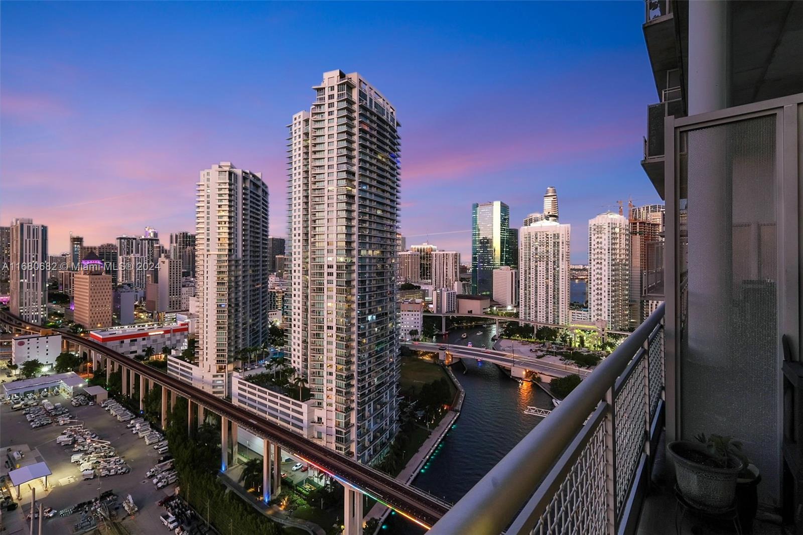 690 SW 1st Ct #3113, Miami FL 33130