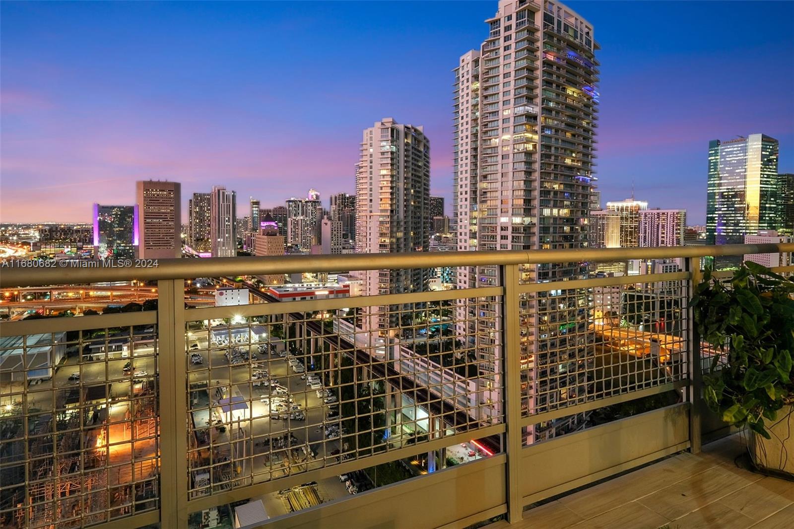690 SW 1st Ct #3113, Miami FL 33130