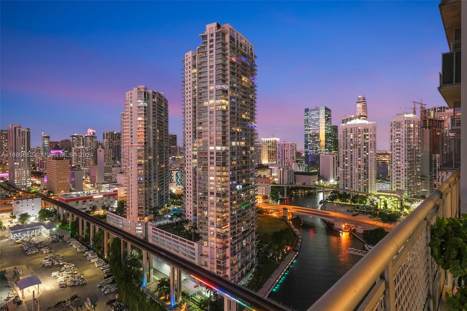 690 SW 1st Ct #3113, Miami FL 33130