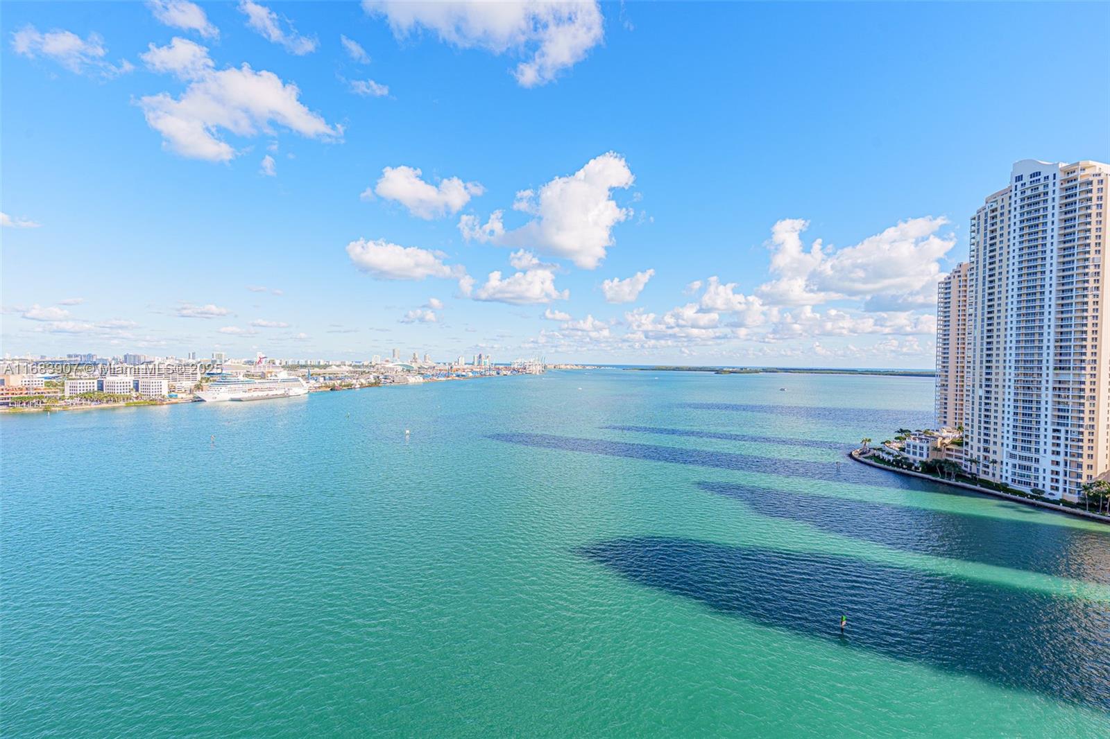 Downtown Miami apartment with breathtaking views of Biscayne Bay, Bayside and Bayfront Park. This 3 bedroom 2 bathroom apartment features travertine flooring throughout, California closets in each bedroom. Building amenities are two pools, jacuzzi, two gyms, two party rooms, sauna, kids room, business center, and EV charging. Five star Italian restaurant Il Gabbiano and Mastros Steakhouse located in the building. Within close distance to Brickell, Bayside, Bayfront Park, Restaurants, Shops. The building has been structurally assessed and the exterior of the building has completed stucco repairs and painting as well. Pool deck will be reopening in January 2025.