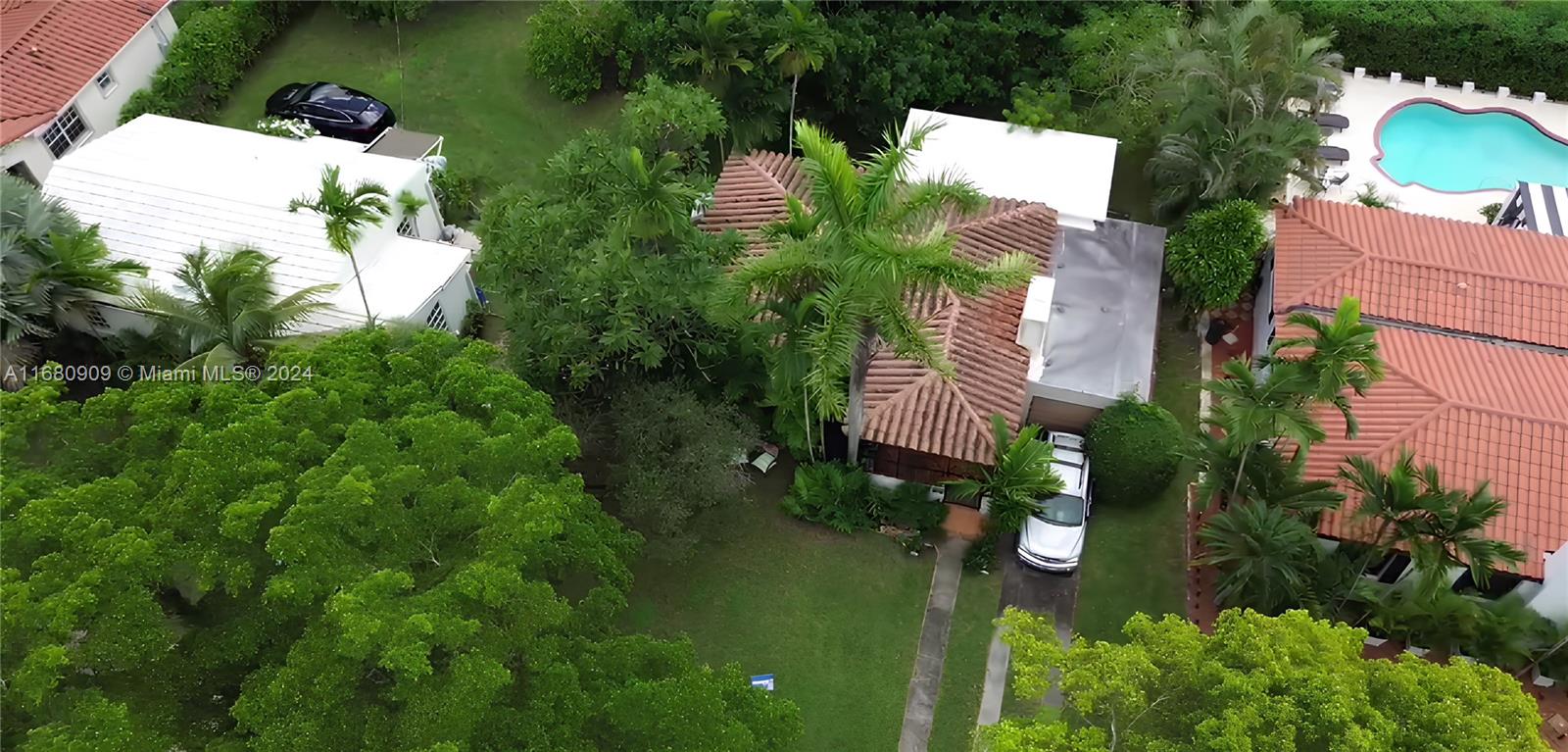 524 Mendoza Ave, Coral Gables, Florida image 17