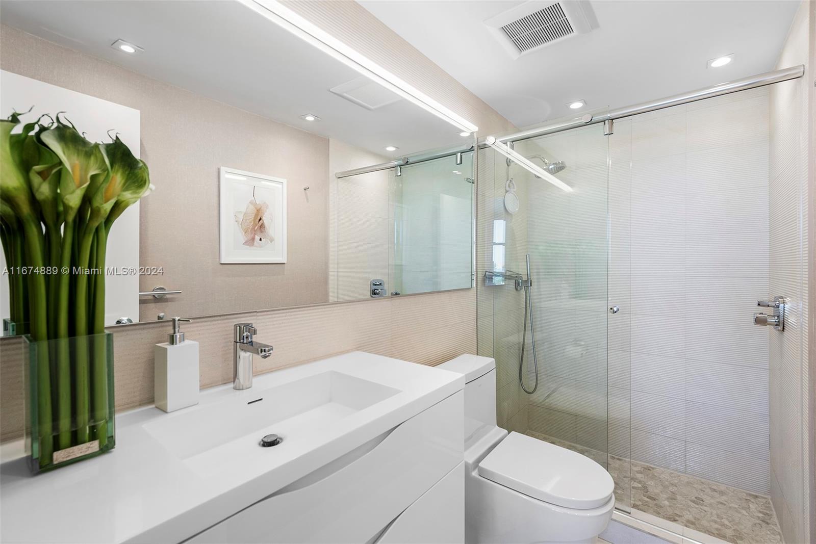 10275 Collins Ave #823, Bal Harbour, Florida image 14