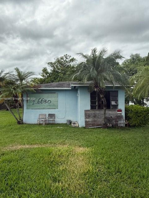 2 bedroom 1 bath with plenty of room for expansion. The property sits on a 10,725 sq ft lot filled with fruit trees. this home just needs TLC to bring it up to date