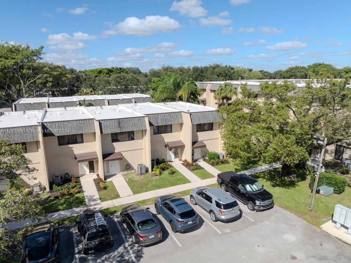 Residential, Deerfield Beach, Florida image 1