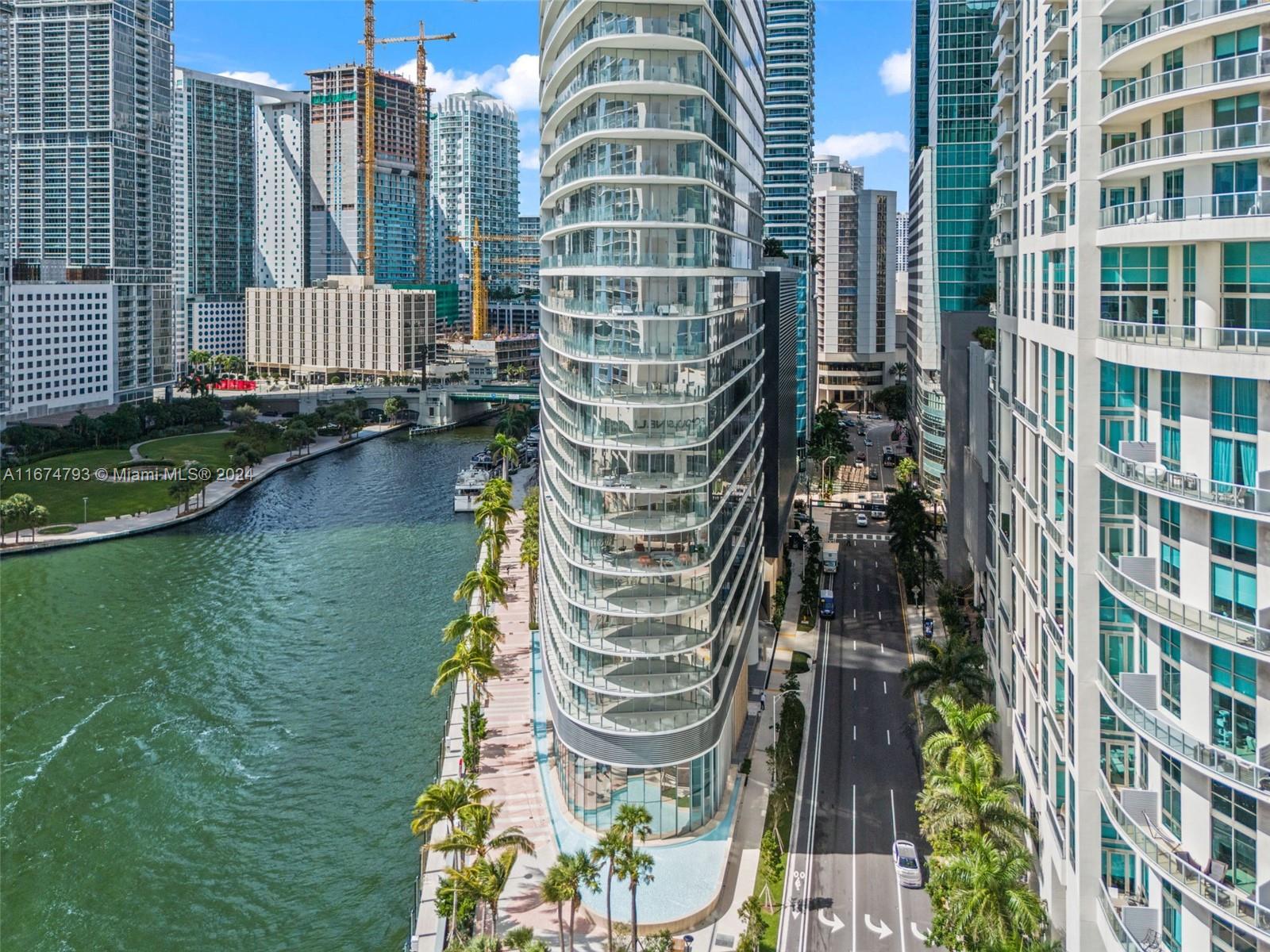 300 Biscayne Blvd Way #2409, Miami, Florida image 2